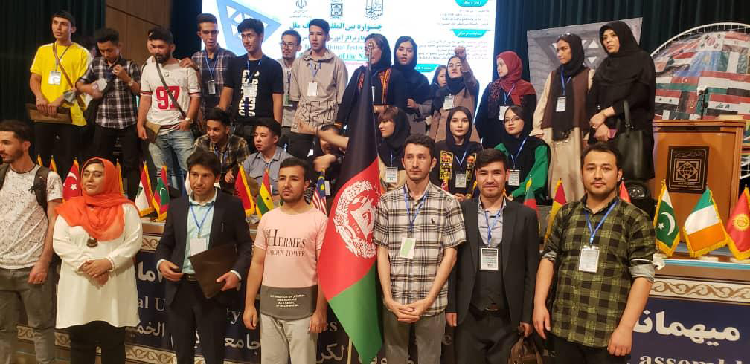 حضور دانشجویان بین الملل دانشگاه در جشنواره فرهنگ ملل دانشگاه امام خمینی(ره) قزوین