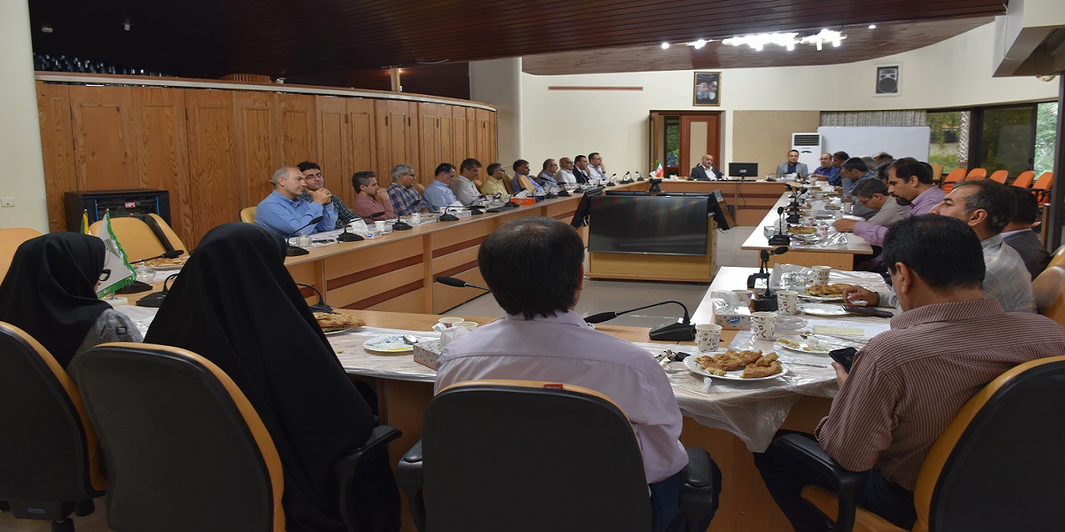  برگزاری جلسه هم اندیشی و صبحانه کاری اعضای هیأت علمی با هیأت رییسه پردیس نور