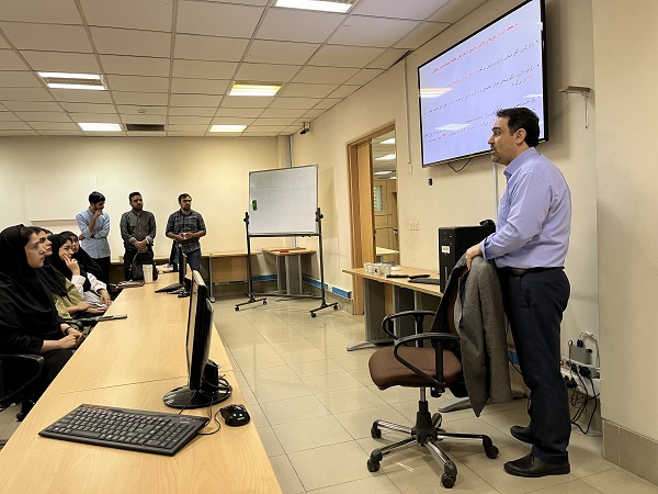 جلسه سخنرانی با عنوان «هوش مصنوعی، یادگیری ماشین در ژنومیک» برگزار شد